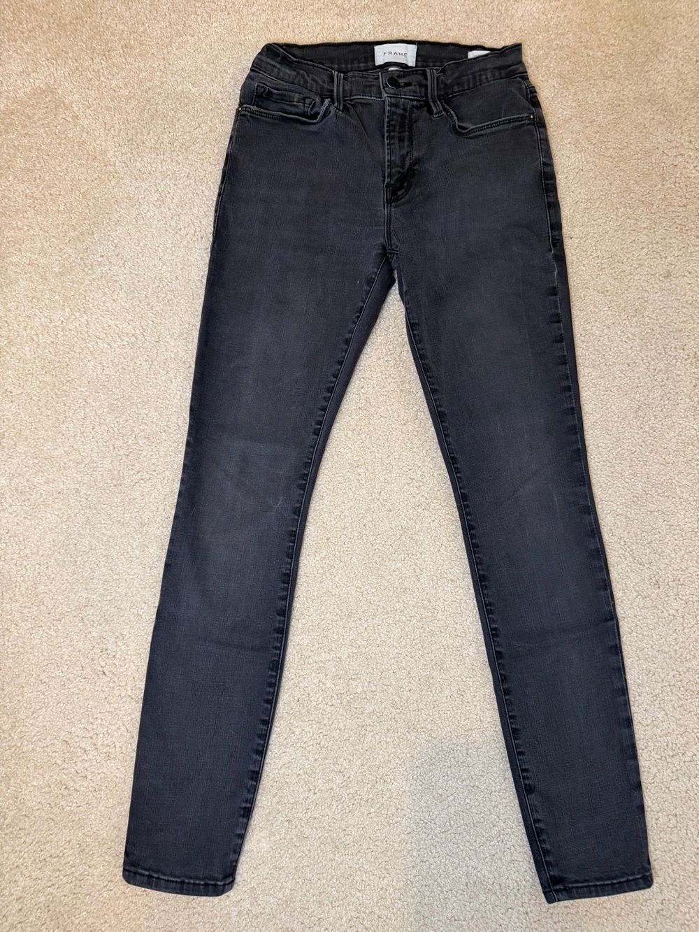 Frame Denim le Skinny de Jeanne Washed Black Skinny Jeans